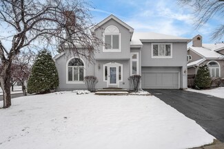 15660 16th Place N, Plymouth, MN 55447