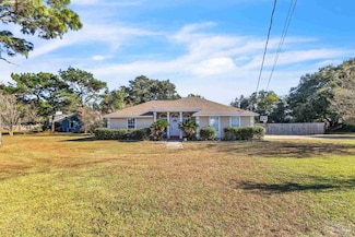 2106 Citrus Dr, Navarre, FL 32566