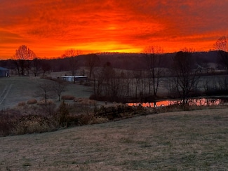 8830 Kentucky 91, Marion, KY 42064