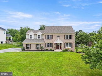 8021 Fair View Ln, Norristown, PA 19403
