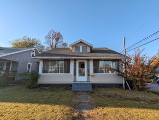 503 S 10th St, Vincennes, IN 47591