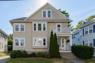 12 Pondview Rd Unit 1, Arlington, MA 02474