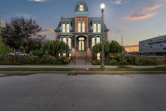 291 Edmund Place Unit 3, Detroit, MI 48201