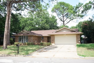 3905 Glenbrook Dr, Arlington, TX 76015