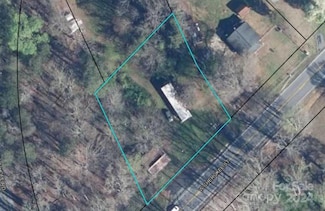 1550 W Cherokee St, Blacksburg, SC 29702