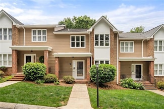 4552 Fernhaven Cir, Winston Salem, NC 27104
