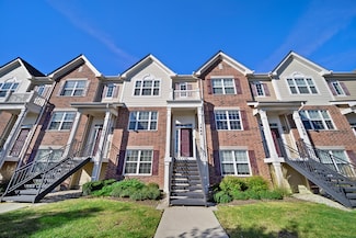 1464 Lakeridge Ct, Mundelein, IL 60060
