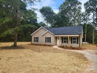 711 Guinn St Unit 2, Clover, SC 29710