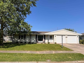 2901 N Richmond Dr, Muncie, IN 47304