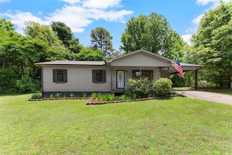 262 Red Fox Hollow Dr, Cornelia, GA 30531