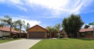 3215 Kennewick Ln, Bakersfield, CA 93312