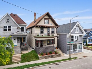 3200 W Greenfield Ave Unit 3202, Milwaukee, WI 53215