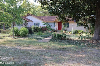 294 Yandell Rd, Canton, MS 39046