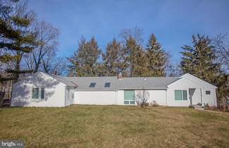92 Overbrook Dr, Princeton, NJ 08540