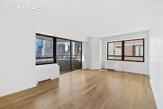 240 E 47th St Unit 27A, New York, NY 10017