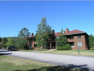 10-53 Lakeside W Unit 53, Woodstock, NH 03262