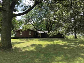 1293 540th St SW, Wellman, IA 52356
