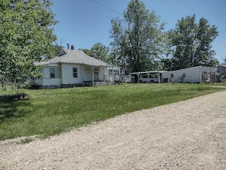 306 Elm St, Elmdale, KS 66850