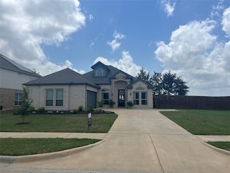 1626 Midlake Dr, Cedar Hill, TX 75104