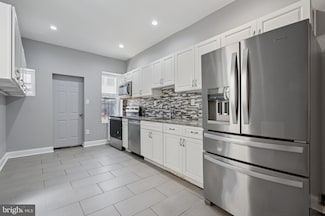 34 N 54th St, Philadelphia, PA 19139