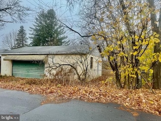 0 E Pine St, Frackville, PA 17931