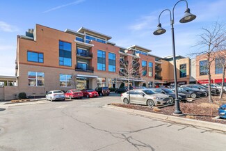 555 S Midvale Blvd Unit 327, Madison, WI 53711