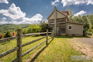 210 A St, Lansing, NC 28643