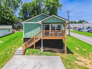 1002 Watercrest St, Morristown, TN 37814