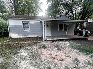 407 SE 33rd Terrace, Topeka, KS 66605