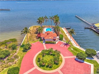 1528 NE Outrigger Landings Dr Unit 208, Jensen Beach, FL 34957