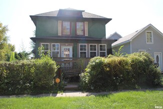 2101 W 5th St, Davenport, IA 52802