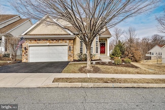 5 King Ct, Ogden, PA 19061