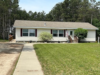 905 Fair Ave, Park Rapids, MN 56470