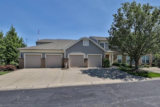 715 Castlegate Ln, Cincinnati, OH 45231
