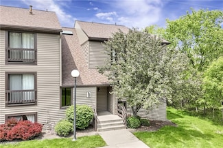 1145 Canyon View Rd Unit 206, Northfield, OH 44067