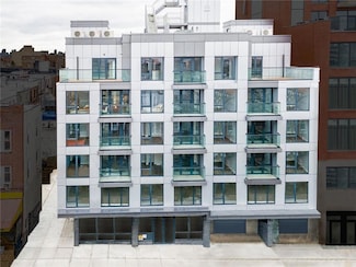 811 45th St Unit 4A, Brooklyn, NY 11220