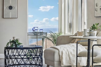 1040 Coast Blvd S Unit 102, La Jolla, CA 92037
