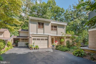 1627 Greenbriar Ct, Reston, VA 20190