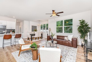 8929 Sharonbrook Dr, Charlotte, NC 28210
