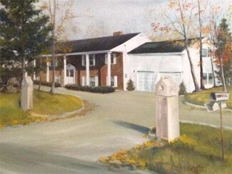 12 Ledgewood Dr, Dover, MA 02030