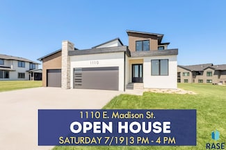 1110 E Madison St, Tea, SD 57064
