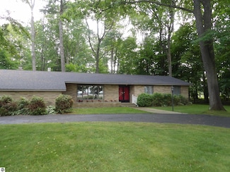 5314 E M-55, Cadillac, MI 49601