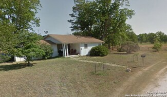 603 W Jackson St, Stockdale, TX 78160