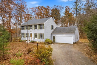 22 Knightland Rd, Atkinson, NH 03811