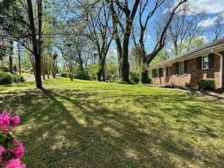 2962 Mcafee Rd, Decatur, GA 30032