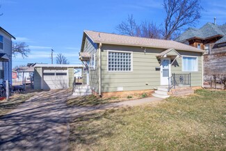 416 E 7th St, Cozad, NE 69130