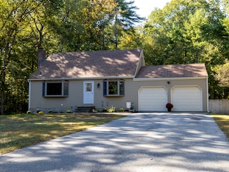 48 Quailcrest Rd, East Lyme, CT 06333