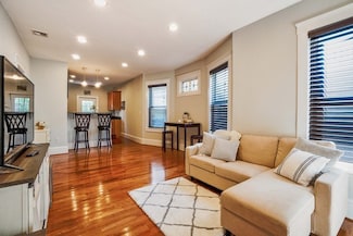 7 Treadway Rd Unit 1, Dorchester, MA 02125