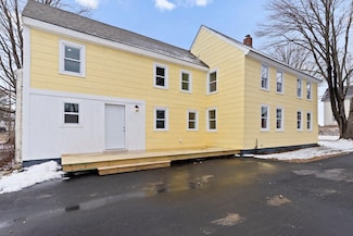 81 Main St, Pittsfield, NH 03263