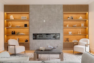 1 Ashmont Ave Unit 1, Newton, MA 02458